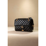 Κλασική Τσάντα Ώμου με Αλυσίδα