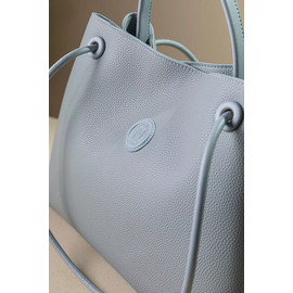 Κομψή και Διαχρονική Τσάντα Ώμου