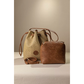 Γυναικεία Τσάντα Πουγκί με Extra Χιαστι