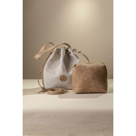 Γυναικεία Τσάντα Πουγκί με Extra Χιαστι