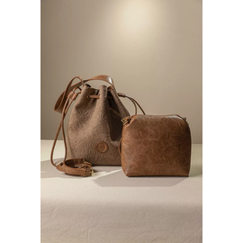 Γυναικεία Τσάντα Πουγκί με Extra Χιαστι