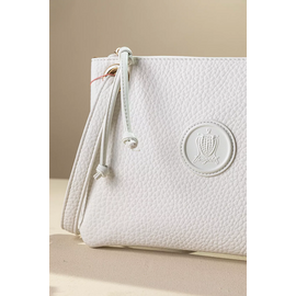 Πρακτικό Τσαντάκι/νεσεσερ