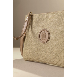 Πρακτικό Τσαντάκι/νεσεσερ