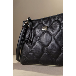 Πρακτικό Τσαντάκι/νεσεσερ